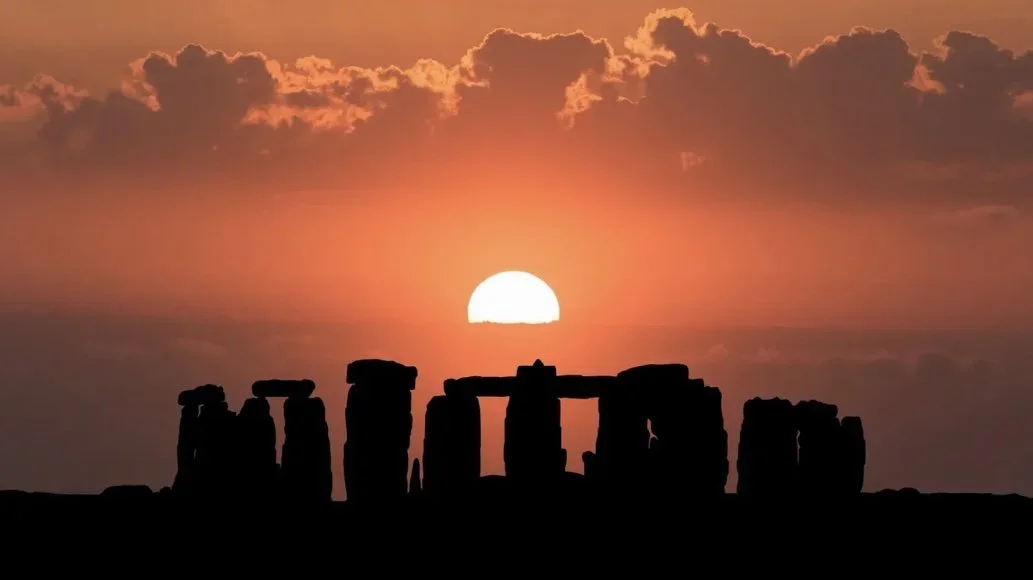 21 Rituals to Celebrate the Summer Solstice ☀️